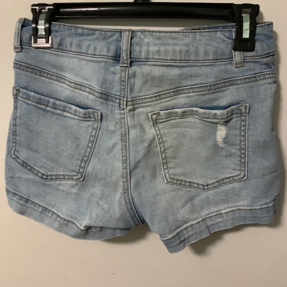 Jean shorts - Picture 2 of 3